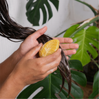 TRATAMIENTO CAPILAR SÓLIDO hidratante y nutritivo